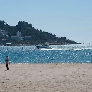 Apartamento A Pie De Playa, Climatizado Y Parking